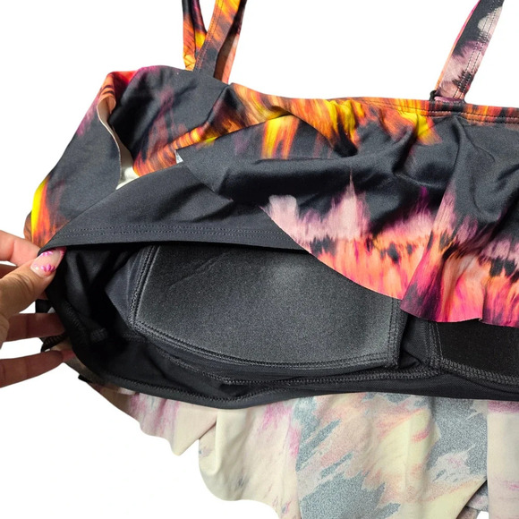 Torrid Wash Striped Dye V Flounce Bikini Size: 0x - Picture 3 of 7